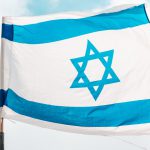 מתי כדאי לעבור מעוסק פטור לעוסק מורשה – ואיך זה משפיע על המסים והתזרים של העסק?
